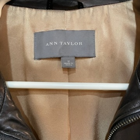 Black leather Ann Taylor jacket - Picture 3 of 3